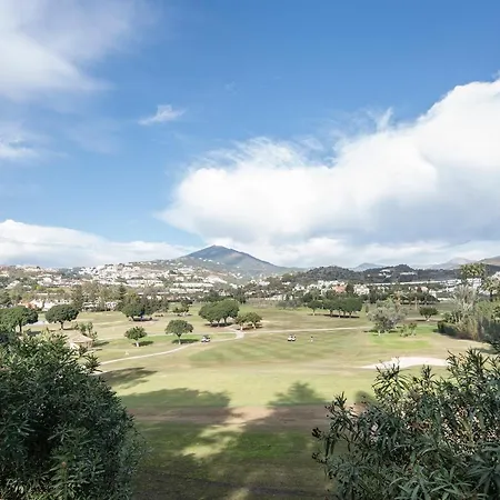 Alcores Del Golf, Oustanding Luxury Penthouse Apartment *