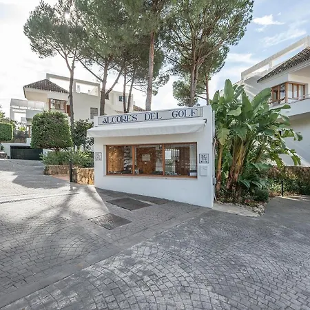 Apartment Alcores Del Golf, Oustanding Luxury Penthouse Marbella